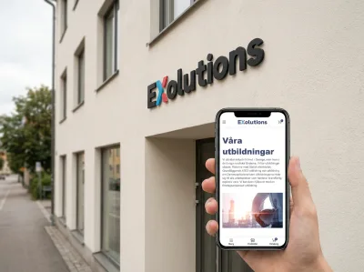 Exolutions logotyp som fasadskylt och på en mobil som visar deras webbsida